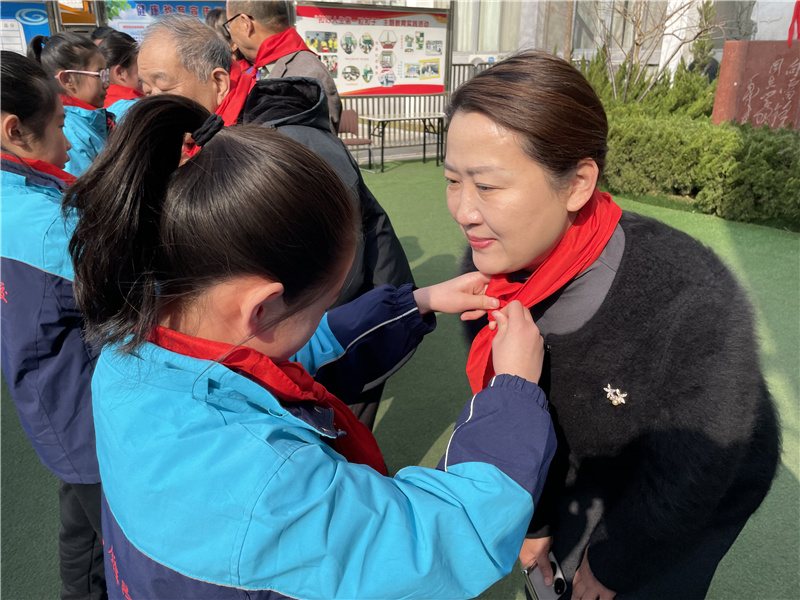 泰山雷锋学校组织开展 弘扬雷锋精神 培育时代新人主题活动